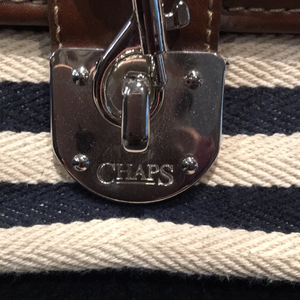 Chaps purse - Picture 2 of 7